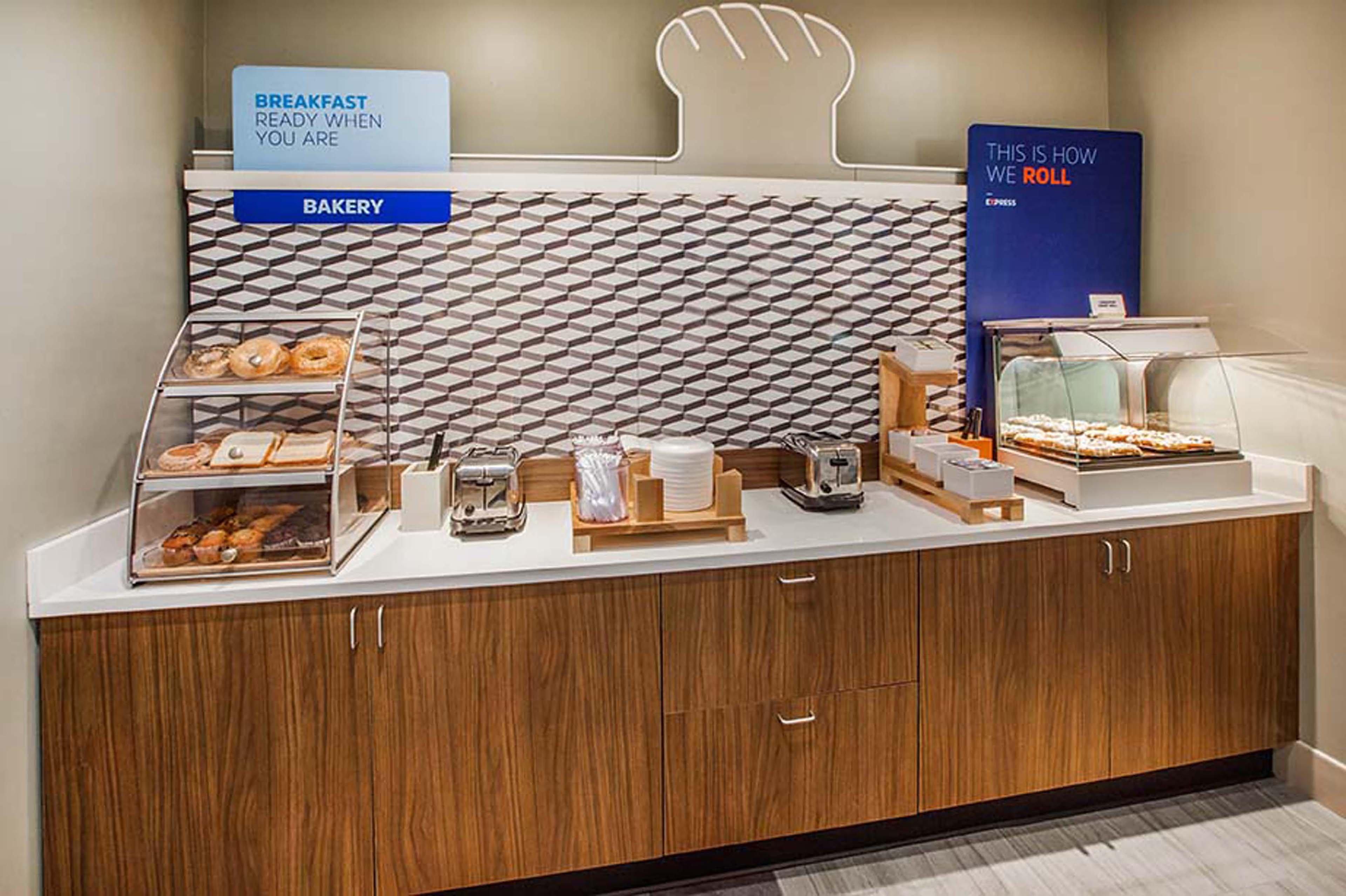 Holiday Inn Express Hotel & Suites Greenville By Ihg Екстер'єр фото