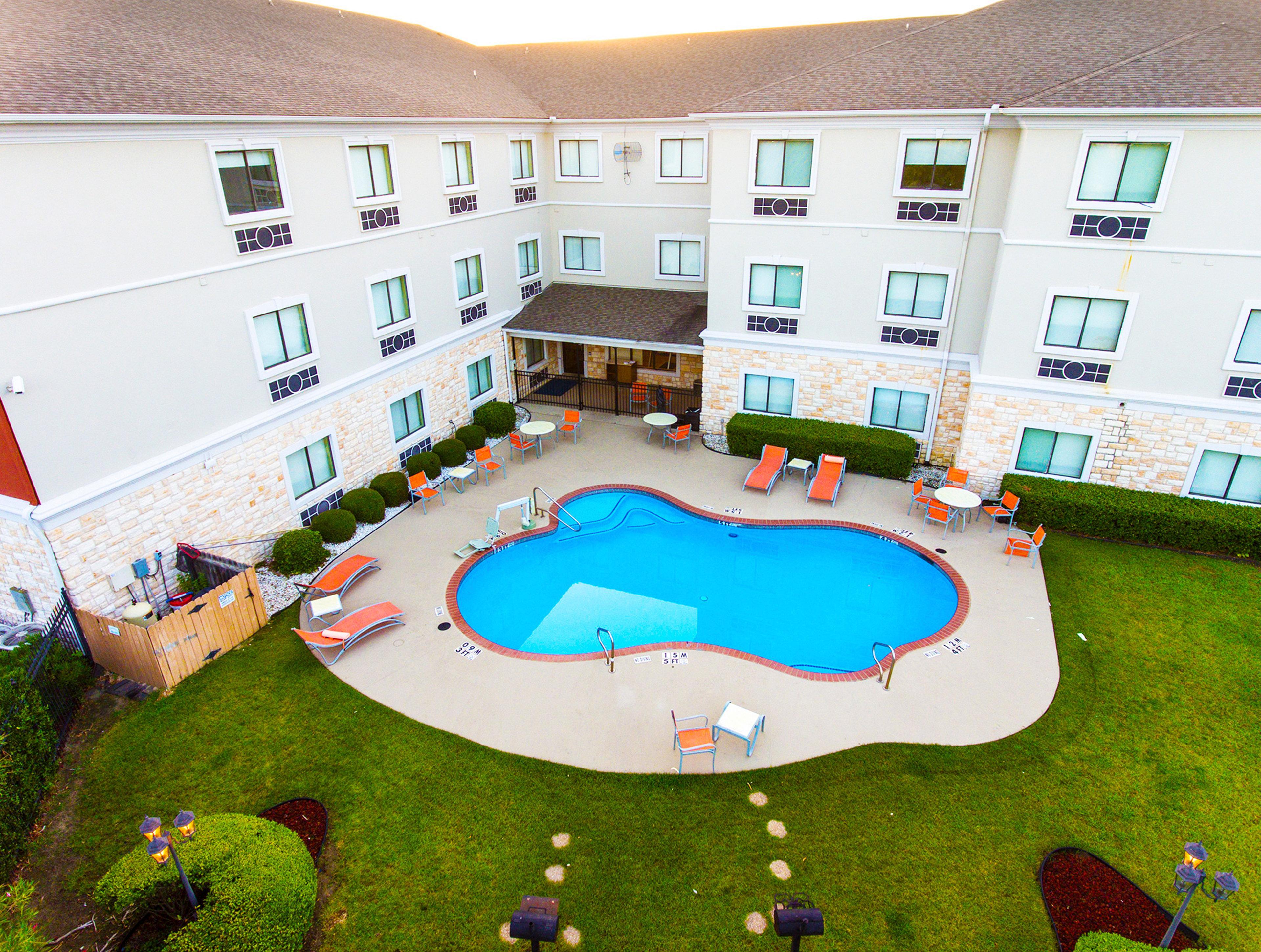 Holiday Inn Express Hotel & Suites Greenville By Ihg Екстер'єр фото