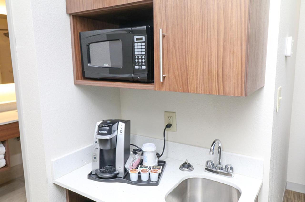 Holiday Inn Express Hotel & Suites Greenville By Ihg Екстер'єр фото